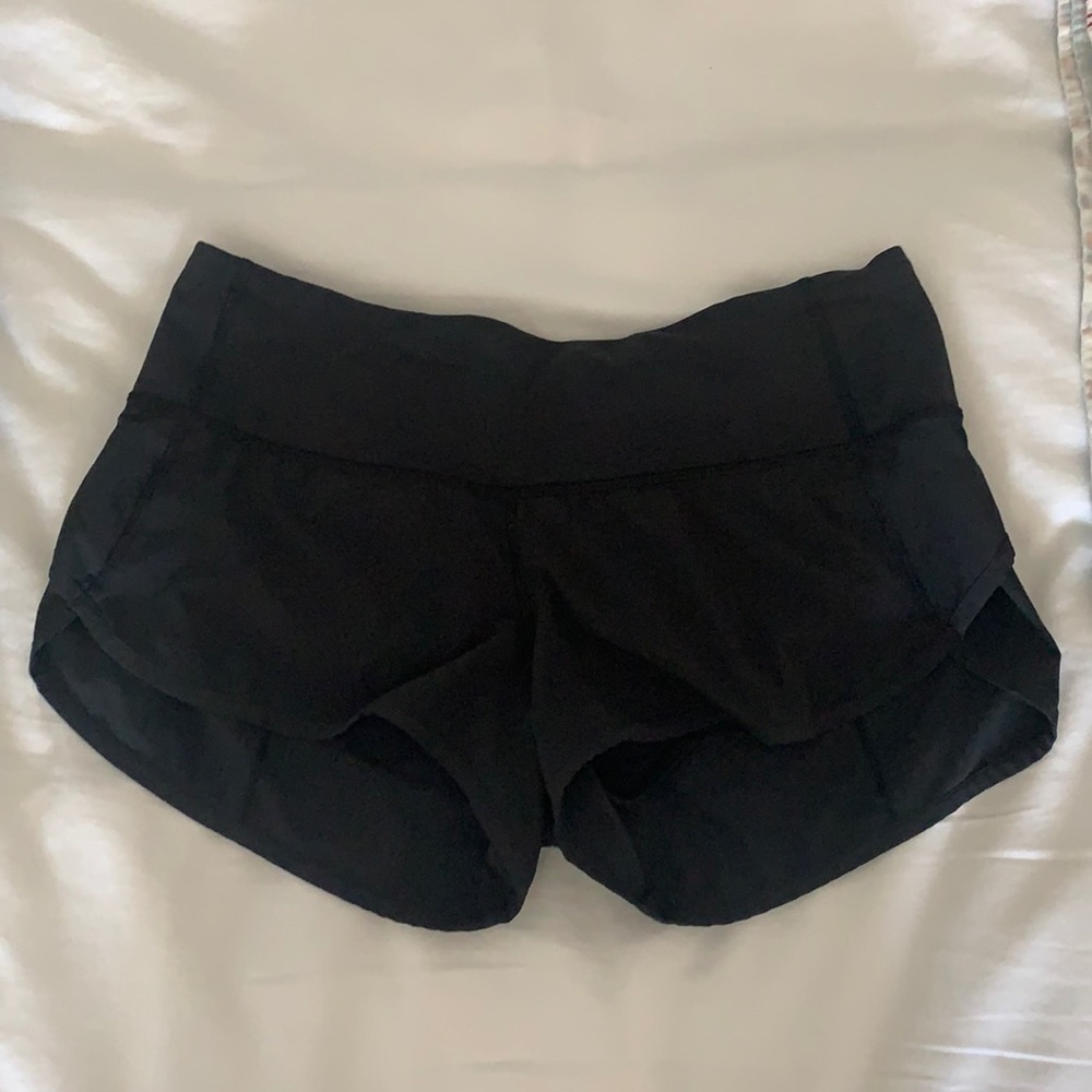 Lululemon Speed Up Low Rise Short 2.5”